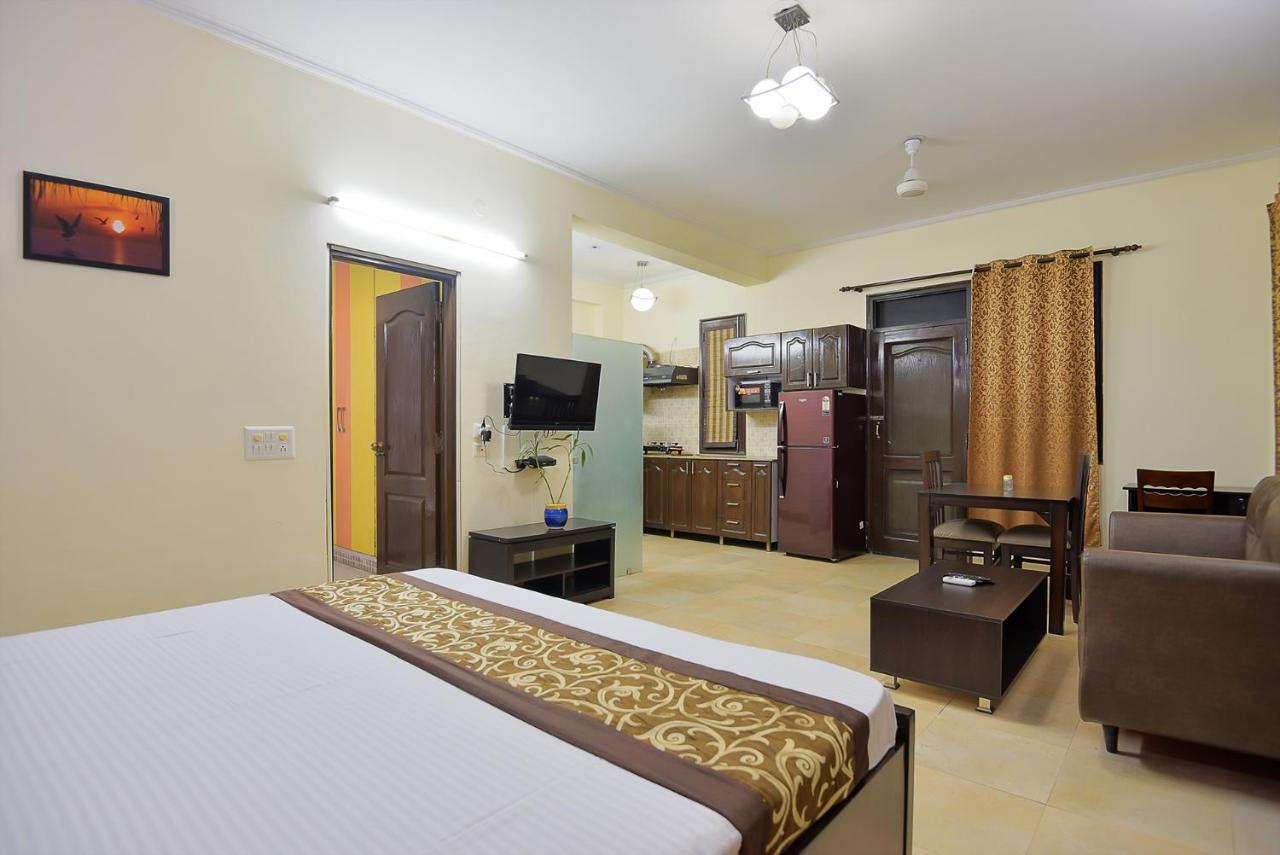 Bedchambers Serviced Apartments, Sushant Lok Гургаон Экстерьер фото