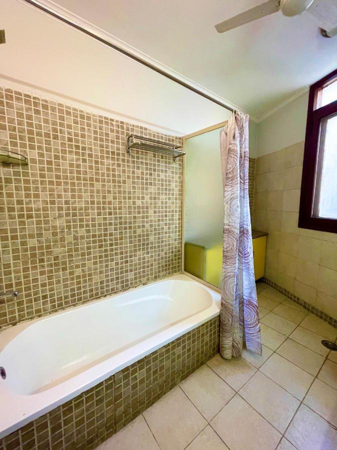 Bedchambers Serviced Apartments, Sushant Lok Гургаон Экстерьер фото