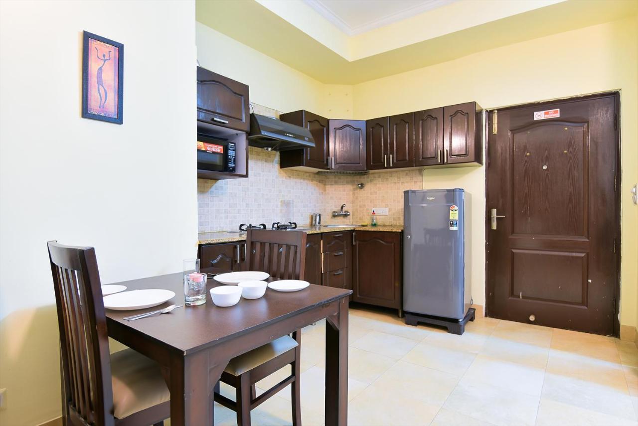 Bedchambers Serviced Apartments, Sushant Lok Гургаон Экстерьер фото